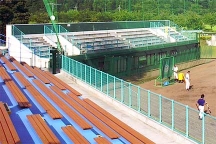 桜川総合運動公園野球場のバックネット設置と内野席改修