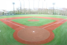 世田谷区立総合運動場野球場がロングパイル人工芝に改修