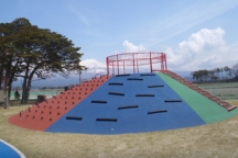 遊佐町総合運動公園（鳥海パノラマパーク）完成。一部利用スタート