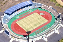 熊谷スポーツ文化公園陸上競技場をオーバーレイ改修